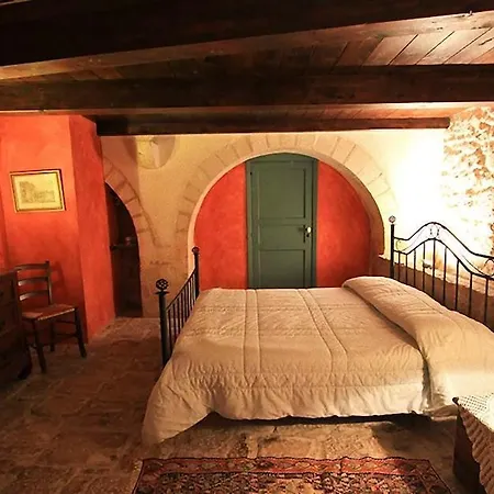 Kır Evi Carcara